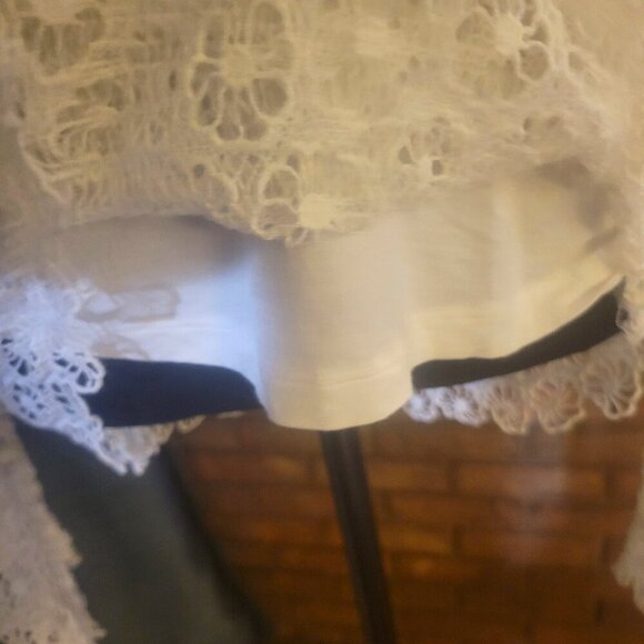Dolce Vita Off-White Lace Overlay Long Sleeve Blouse - Size M - Picture 4 of 8
